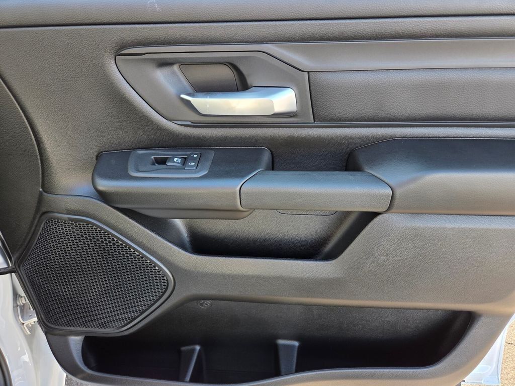 Used 2025 RAM 1500 Tradesman AWD/4WD image 21