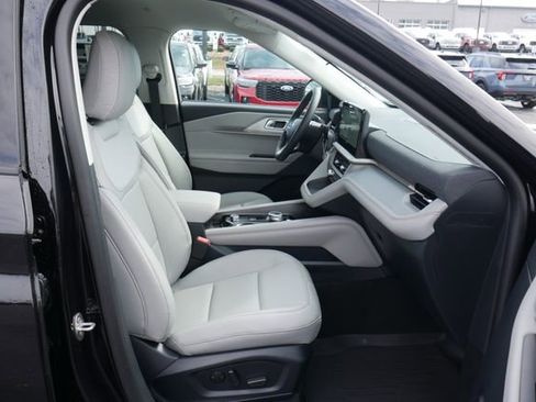 New 2026 Ford Explorer Active AWD/4WD image 26
