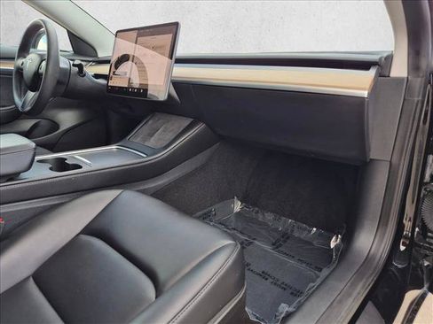 Used 2023 Tesla Model 3 Standard Range RWD image 23