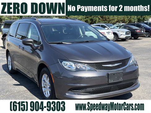 Used 2021 Chrysler Voyager Lxi FWD image 1