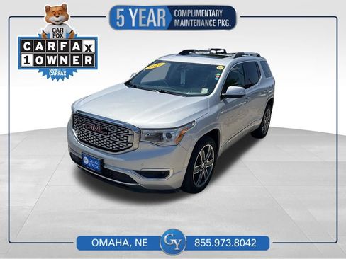 Used 2017 GMC Acadia Denali w/ Technology Package AWD/4WD image 1