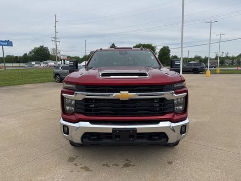 Used 2024 Chevrolet Silverado 3500 LT w/ All Star Edition AWD/4WD image 2