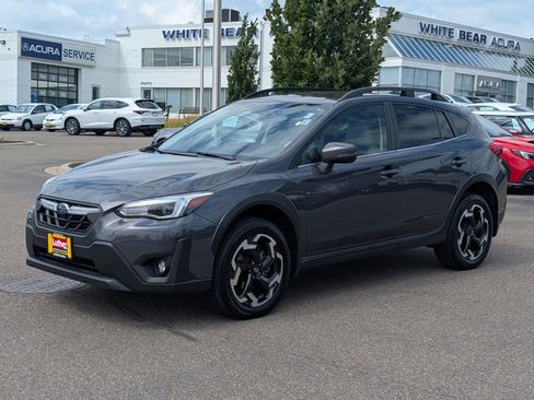 Used 2023 Subaru Crosstrek 2.5i Limited w/ Popular Package #2 AWD/4WD image 3