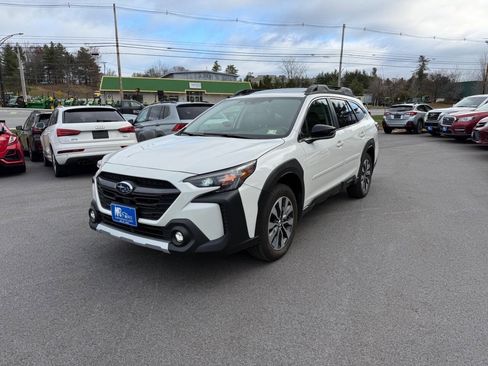 Used 2024 Subaru Outback Limited image 2