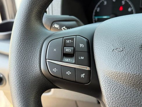 New 2025 Ford Transit 250 148 Medium Roof image 13