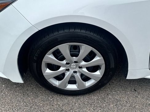 Used 2024 Toyota Corolla LE FWD image 42