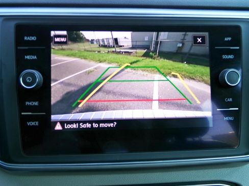 Used 2019 Volkswagen Atlas SE FWD image 10
