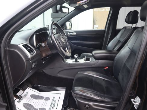 Used 2015 Jeep Grand Cherokee Altitude image 49