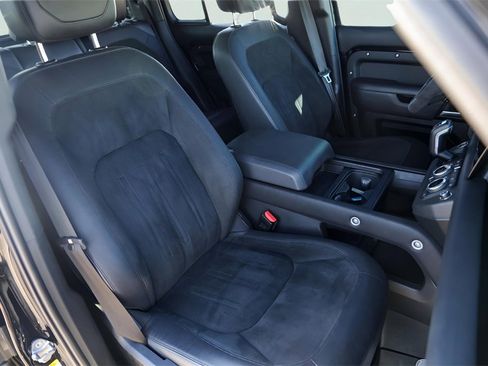 Used 2023 Land Rover Defender 110 V8 image 33