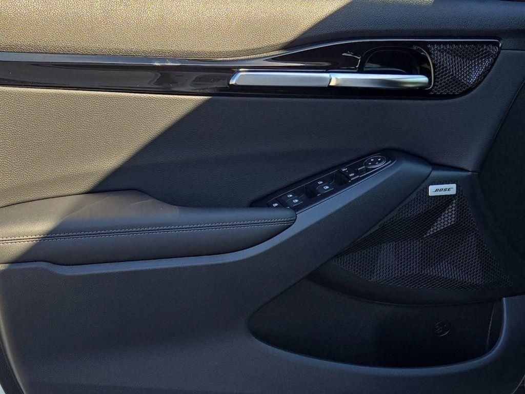 New 2026 Kia Seltos SX w/ SX Sunroof Package AWD/4WD image 15