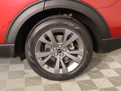 Used 2022 Ford Explorer XLT w/ Equipment Group 202A image 20