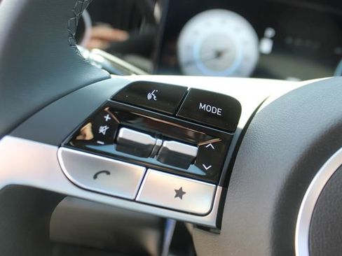 New 2026 Hyundai Elantra Limited FWD image 12