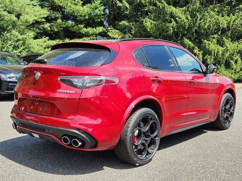 New 2024 Alfa Romeo Stelvio Quadrifoglio image 4