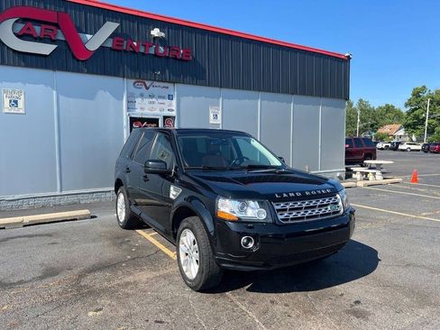 Used 2013 Land Rover LR2 HSE LUX image 8