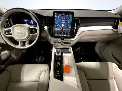 New 2026 Volvo XC60 B5 Ultra w/ Protection Package Premier AWD/4WD image 6