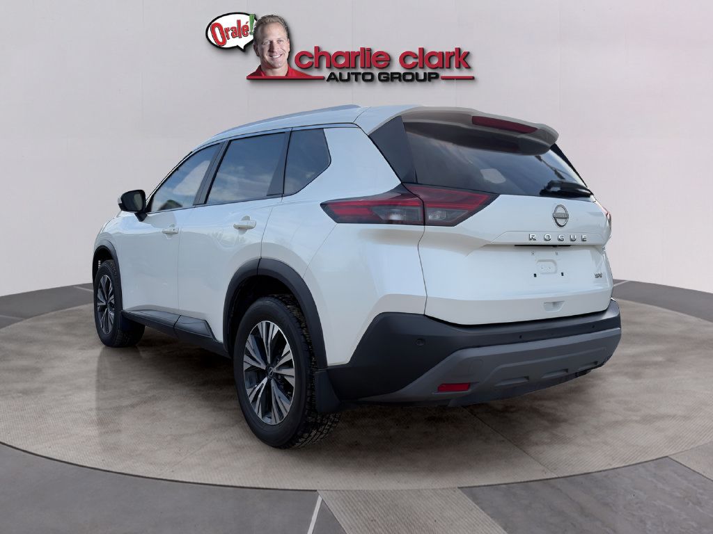 Used 2023 Nissan Rogue SV w/ SV Premium B Package FWD image 3