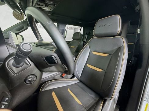 Used 2023 GMC Yukon AT4 w/ AT4 Premium Package image 26