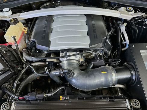 Used 2019 Chevrolet Camaro SS image 9