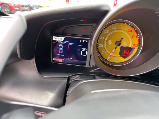 Used 2021 Ferrari F8 Tributo RWD image 33