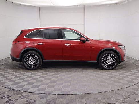 Certified 2026 Mercedes-Benz GLC 300 image 4