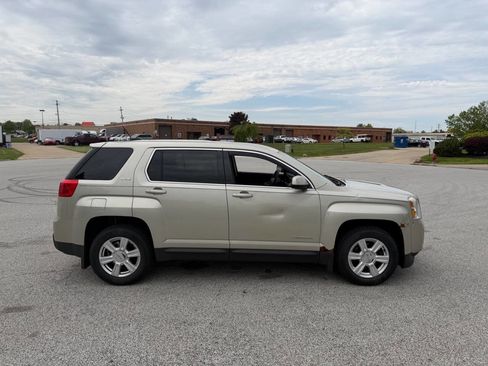 Used 2015 GMC Terrain SLE FWD image 5