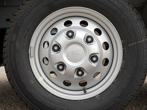 New 2025 Ford Transit 250 148 Medium Roof Extended AWD image 32