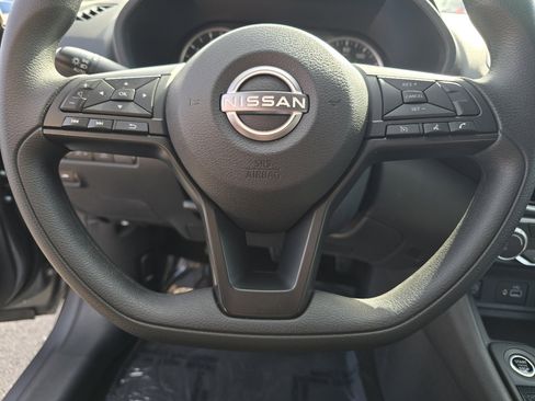 Used 2025 Nissan Sentra S FWD image 28