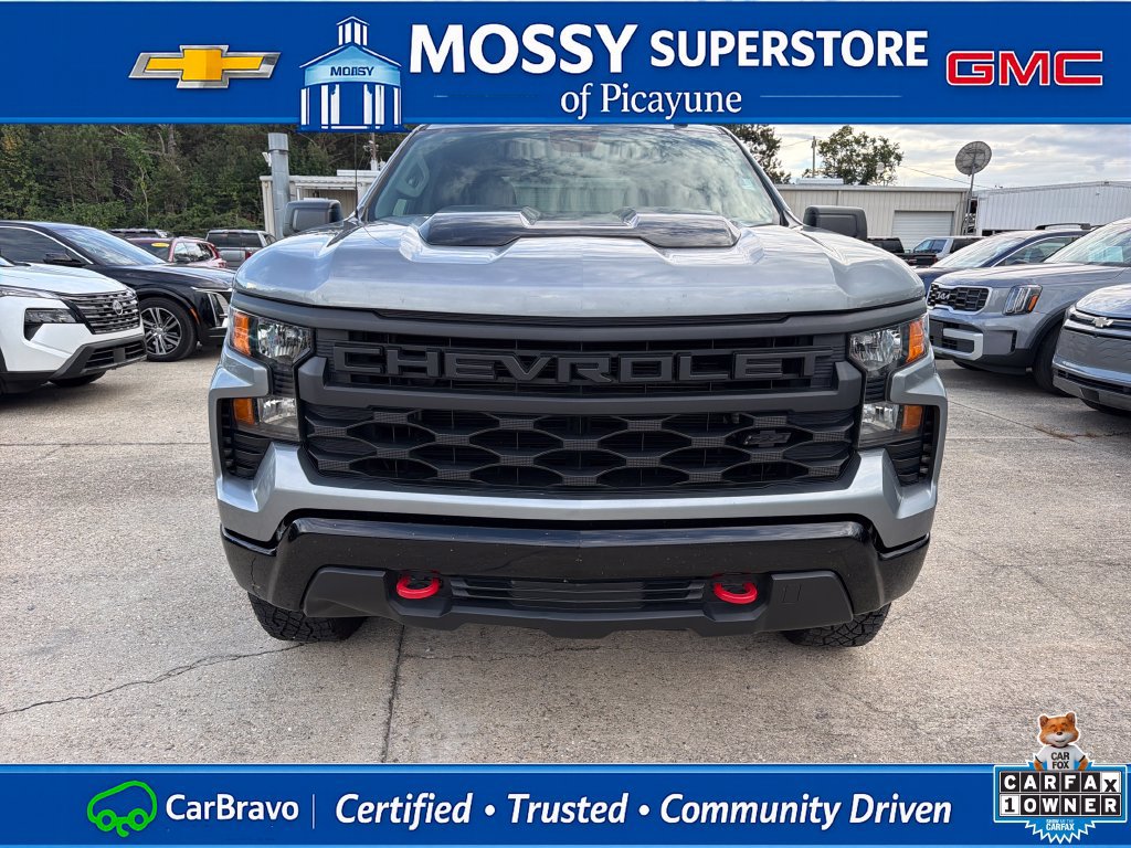 Certified 2023 Chevrolet Silverado 1500 Custom Trail Boss w/ LPO, Dark Essentials Package AWD/4WD image 10