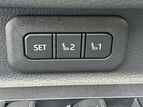 Used 2024 Toyota Land Cruiser image 24