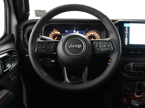 New 2025 Jeep Gladiator Rubicon w/ Safety Group image 18