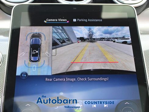 Used 2025 Mercedes-Benz GLC 300 4MATIC image 17