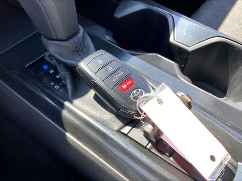 Used 2025 Toyota Camry LE FWD image 14