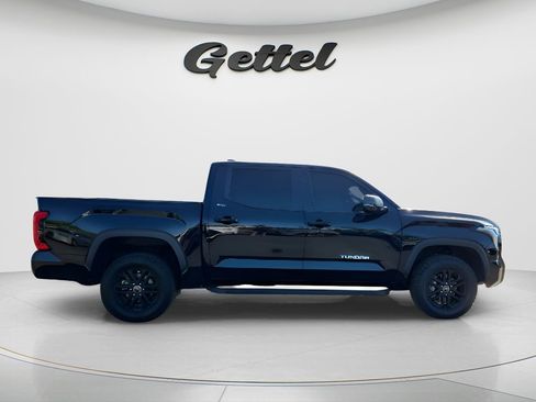 Used 2023 Toyota Tundra SR5 w/ SR5 Premium Package AWD/4WD image 6