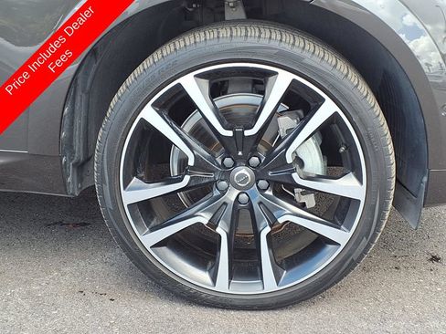 Used 2024 Volvo XC60 T8 Ultimate w/ Protection Package Premier AWD/4WD image 9