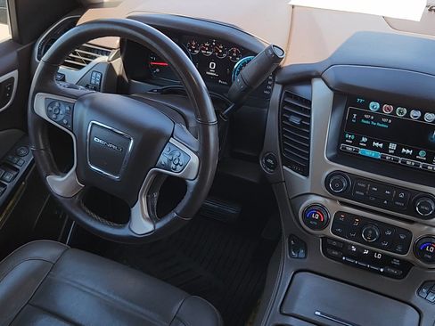 Used 2017 GMC Yukon Denali w/ Open Road Package AWD/4WD image 5