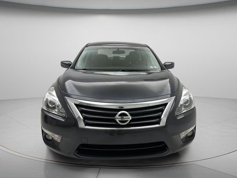 Used 2015 Nissan Altima 2.5 SV FWD image 3