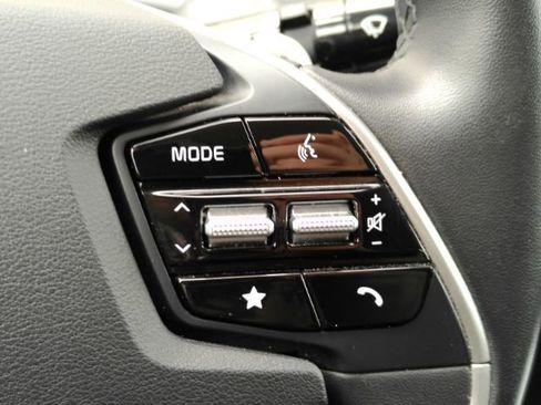 Used 2023 Kia EV6 Wind image 40