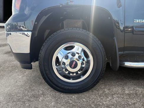 Used 2011 GMC Sierra 3500 SLT AWD/4WD image 14