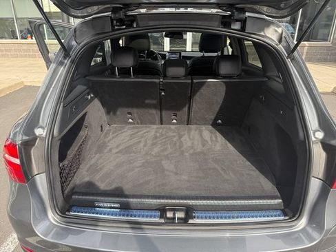 Used 2019 Mercedes-Benz GLC 350e 4MATIC image 23