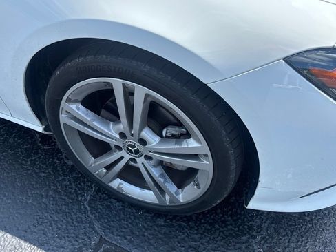Used 2020 Mercedes-Benz CLA 250 image 4