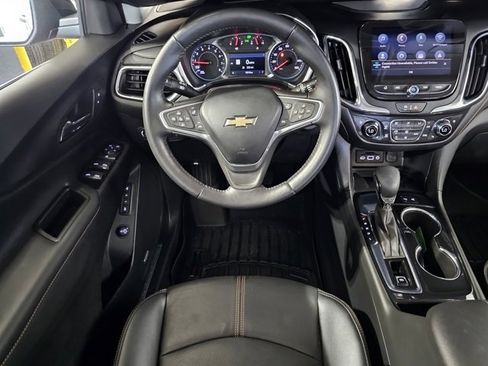 Used 2022 Chevrolet Equinox Premier image 32