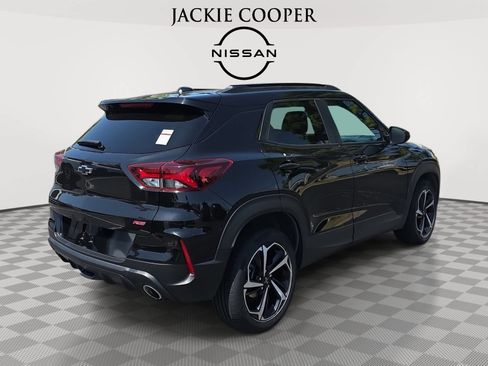 Used 2022 Chevrolet TrailBlazer RS FWD image 5
