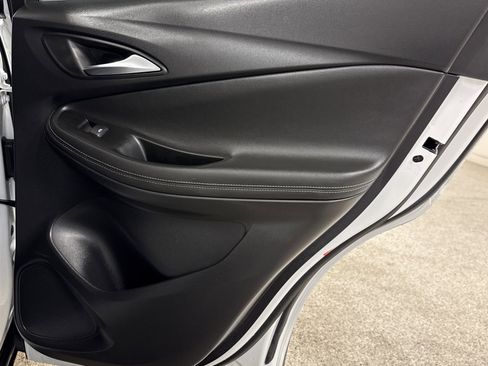 Used 2024 Buick Encore GX Preferred image 19