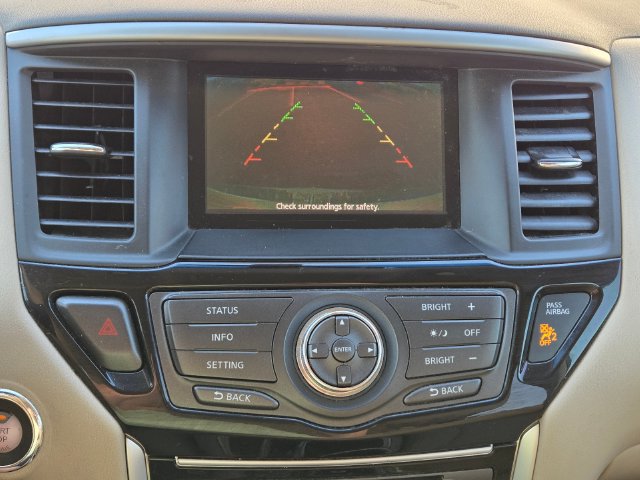 Used 2015 Nissan Pathfinder SV w/ Trailer Tow Package FWD image 25