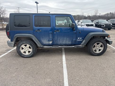 Used 2009 Jeep Wrangler X image 6