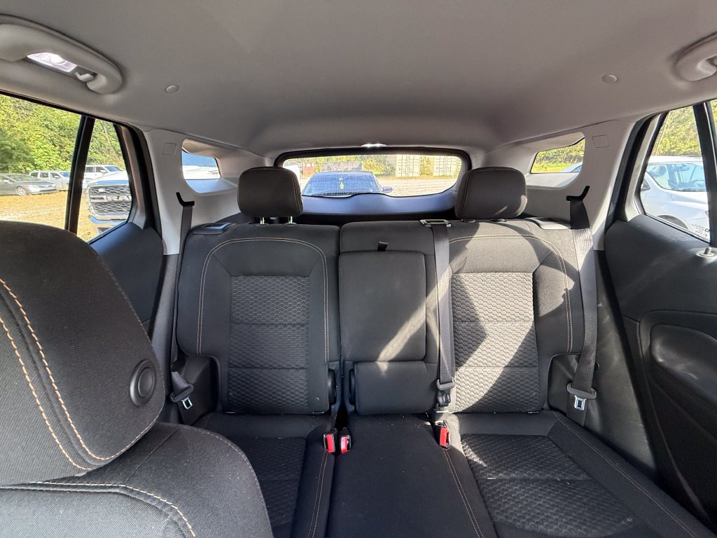 Used 2019 GMC Terrain SLE w/ Driver Convenience Package FWD image 19
