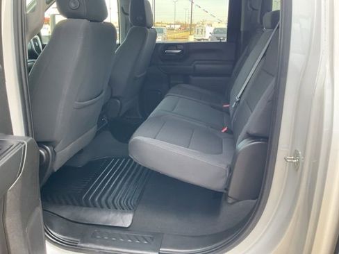 Used 2022 Chevrolet Silverado 2500 LT image 23