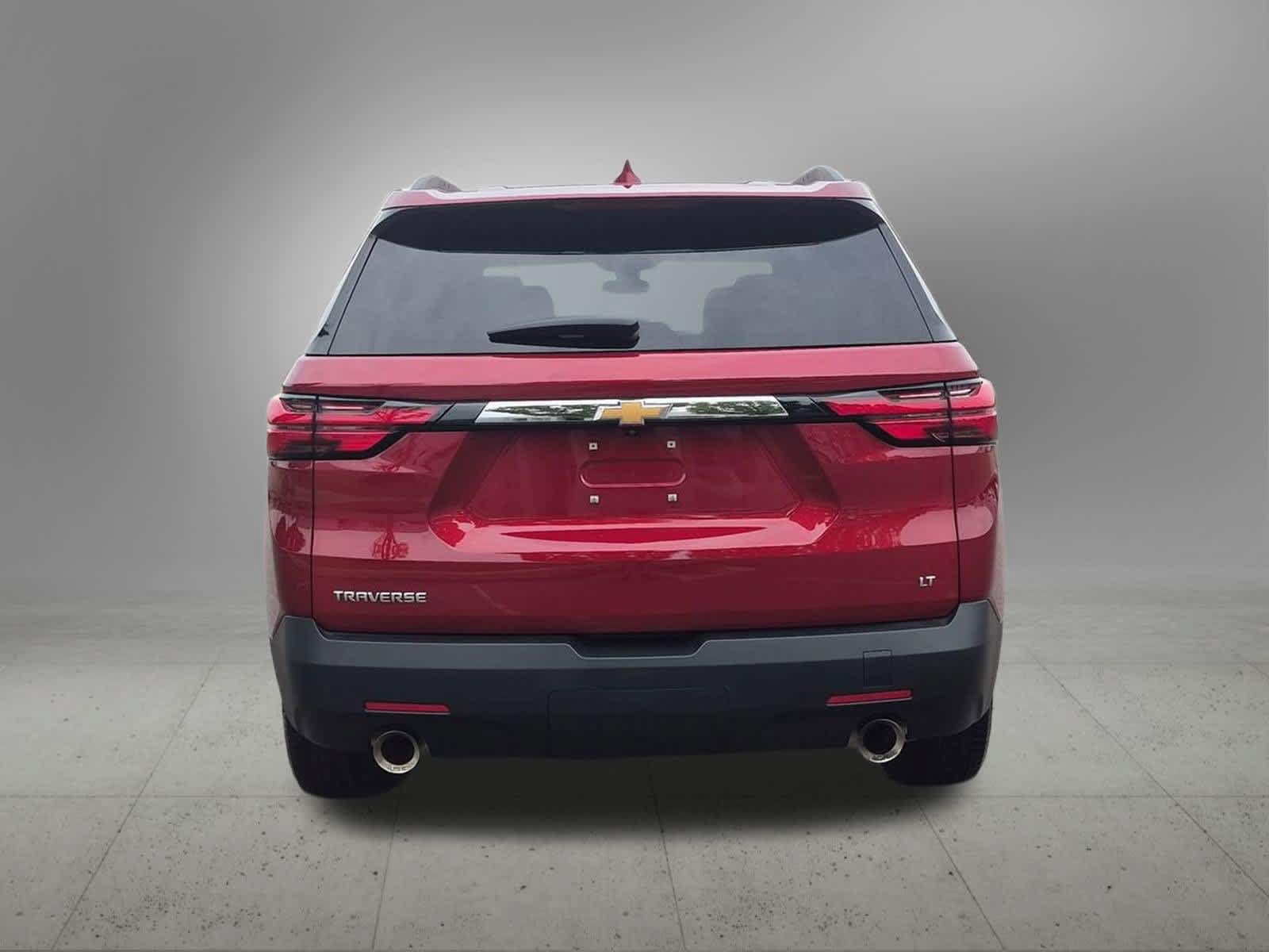 Used 2023 Chevrolet Traverse LT FWD image 5
