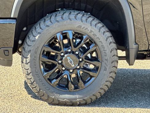 New 2025 Chevrolet Silverado 2500 LTZ w/ Trail Boss Package image 25