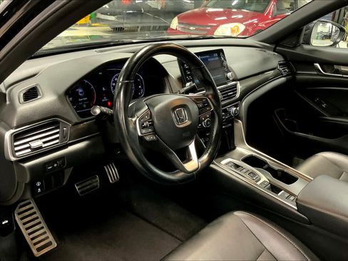 Used 2021 Honda Accord Sport image 16